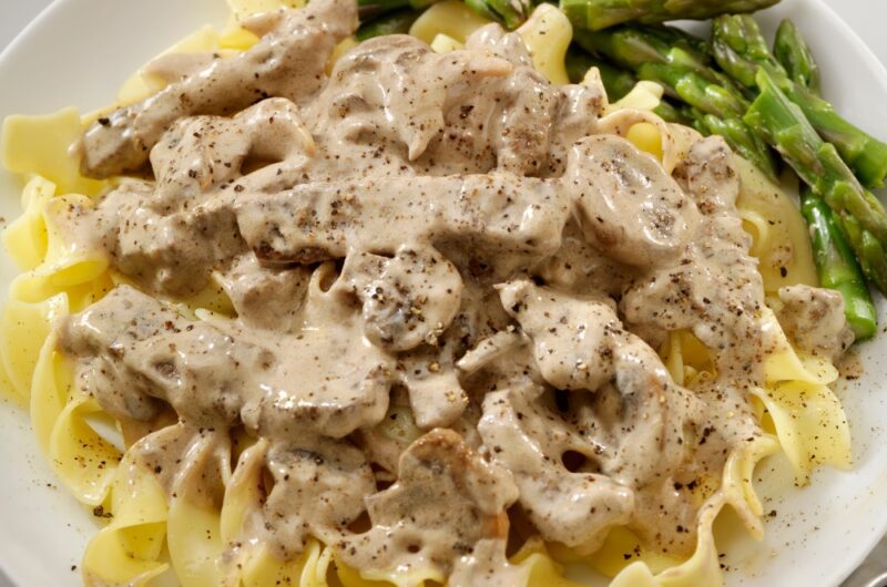 Giada De Laurentiis Beef Stroganoff