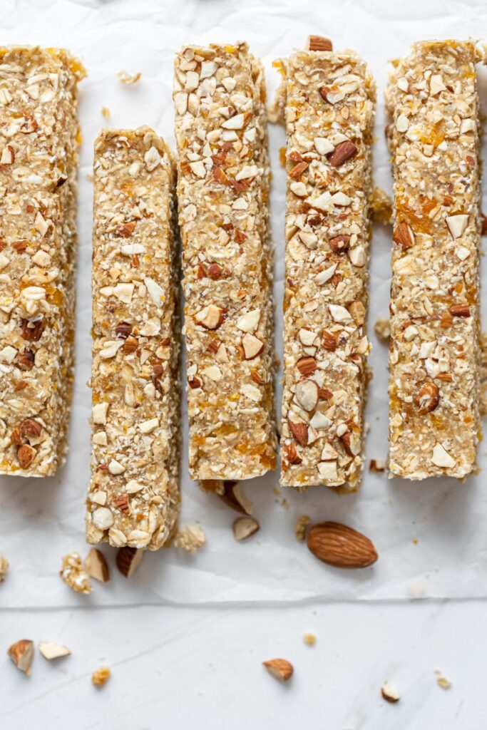 Giada De Laurentiis Apricot Oat Bars