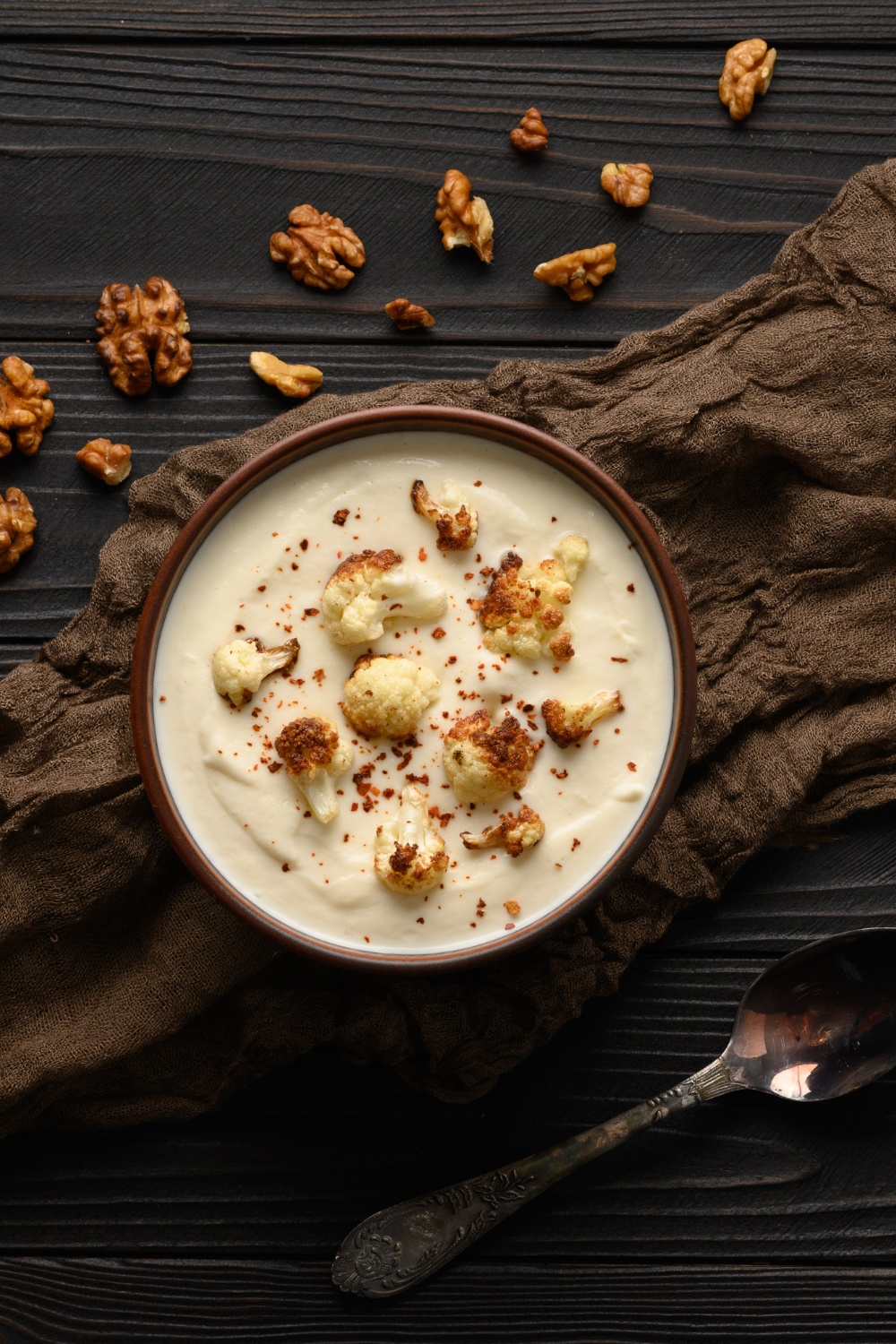 Giada Cold Cauliflower Soup With Bacon and Croutons