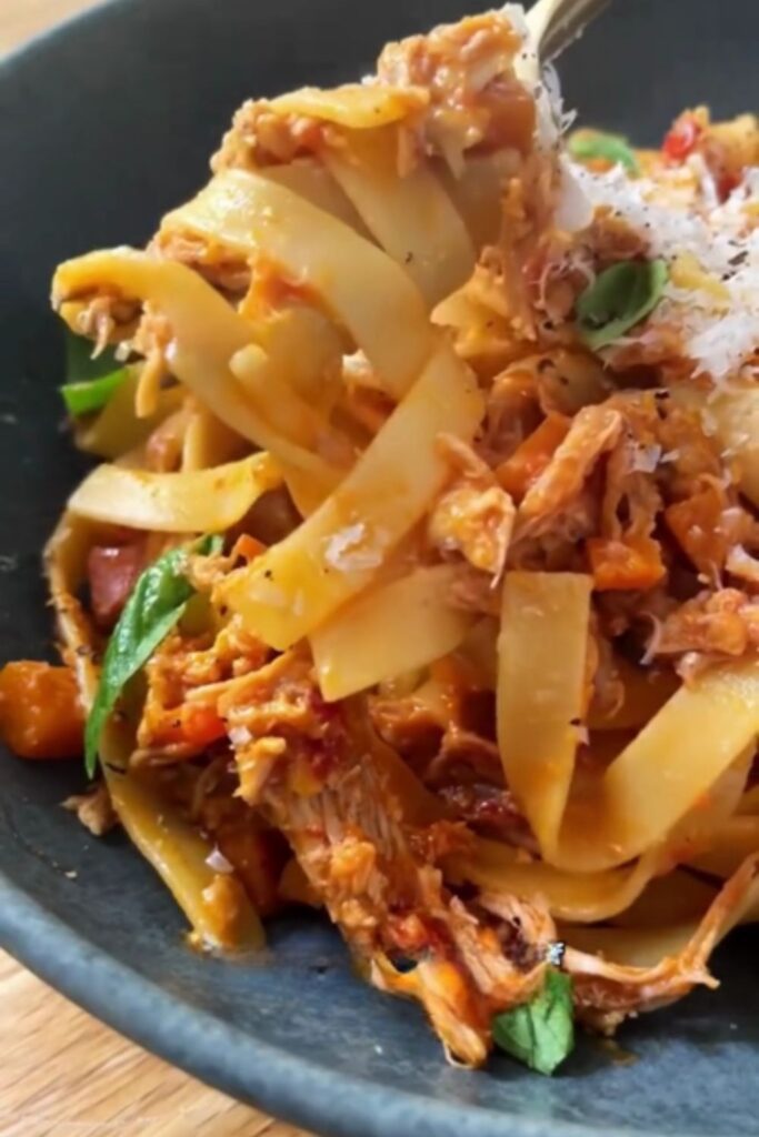 Giada Pasta With Chicken Ragu