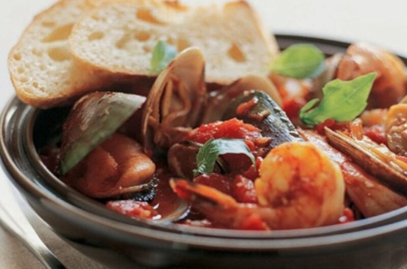 Giada Mussels, Clams, and Shrimp in Spicy Tomato Broth