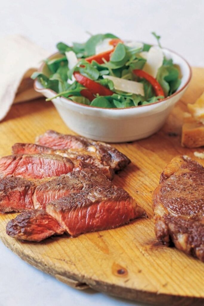 Giada Seared Rib-eye Steak With Arugula-roasted Pepper Salad