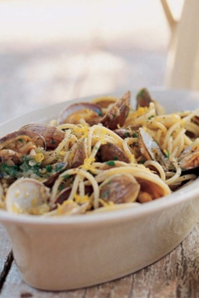 Giada Spaghetti With Clams