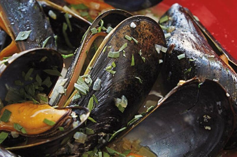 Giada Mussels with Fennel and Italian Beer