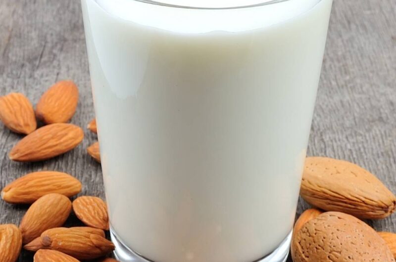Giada almond milk