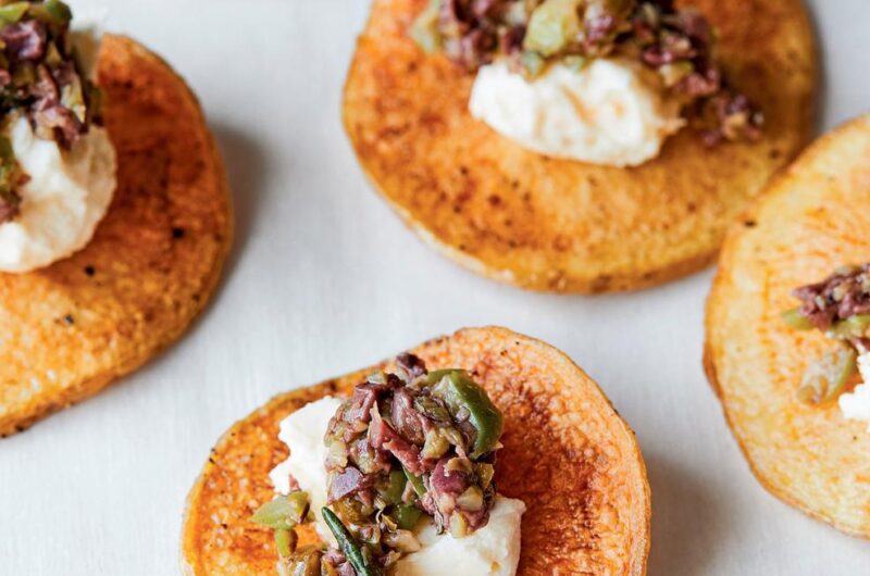 Giada's potato crisps with goat cheese and olives