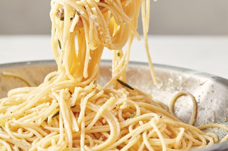 Giada spaghetti with rosemary and lemon