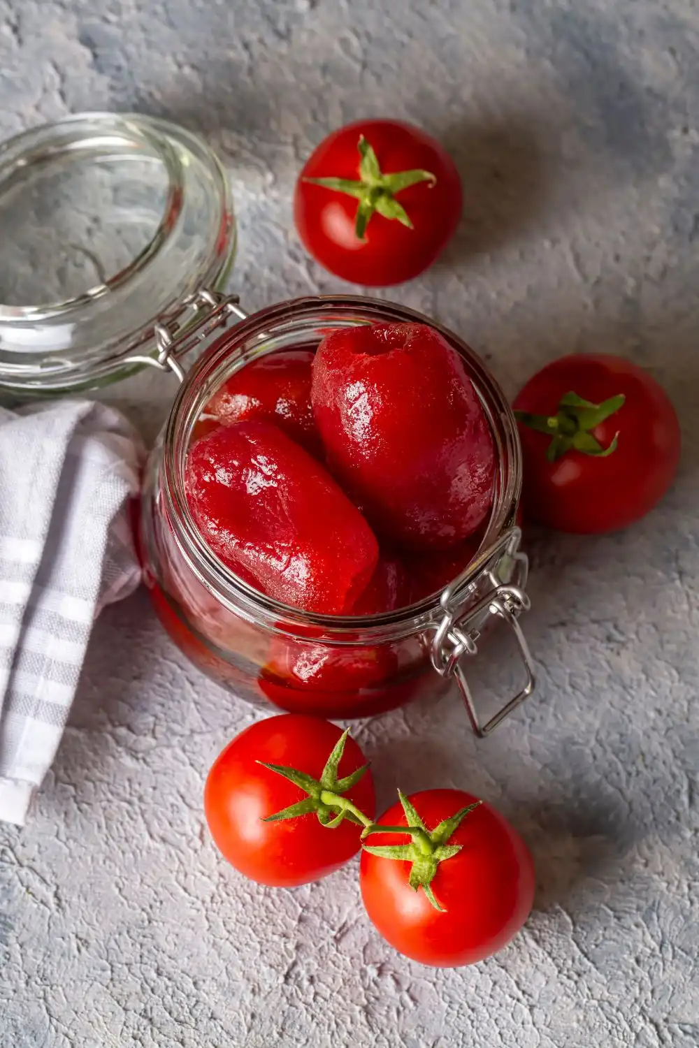 Fresh vs. Canned Tomatoes: When to Use Each for the Best Flavor